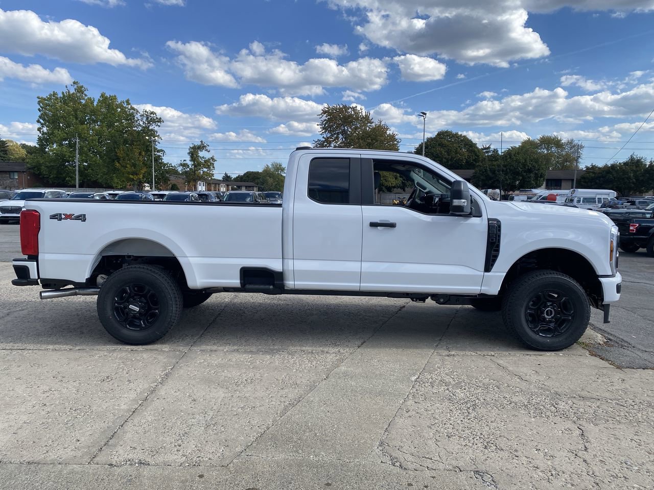 2026 Ford F-350 Super Duty XL - Photo 9