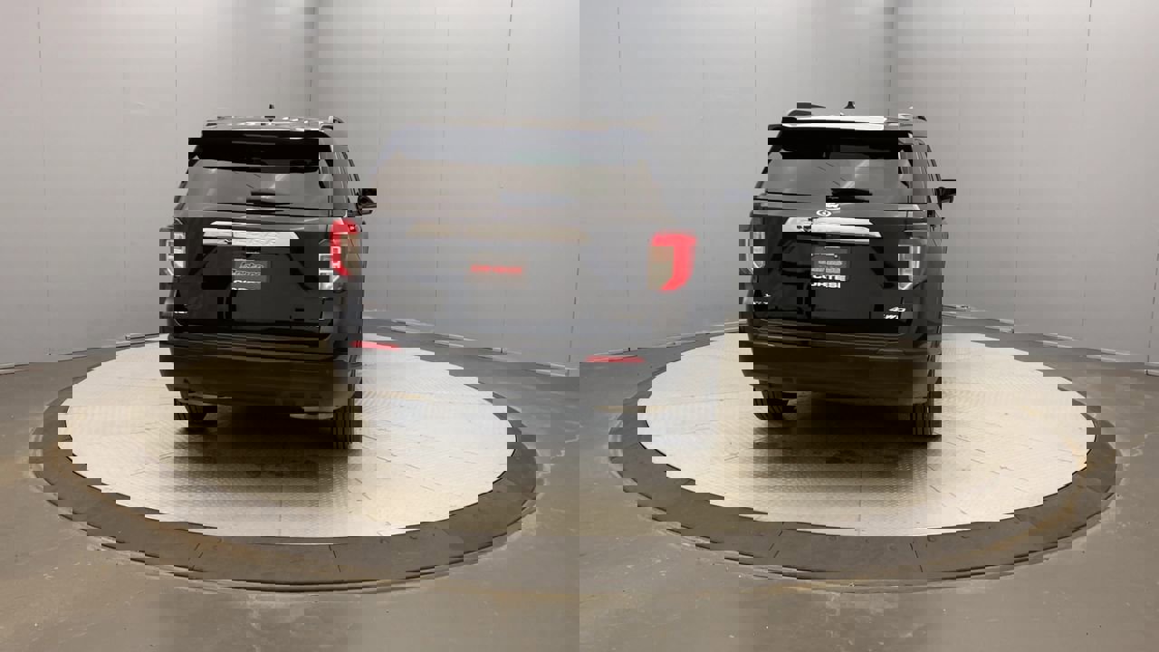 2022 Ford Explorer XLT photo 4