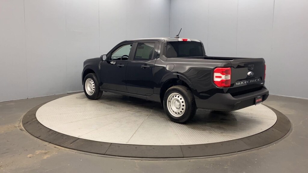 Used 2024 Ford Maverick XL Truck SuperCrew