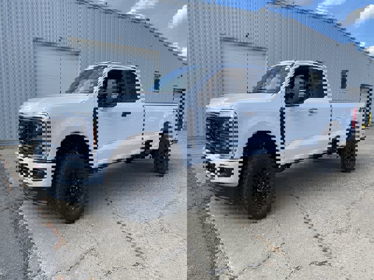 2026 Ford F-350 XL photo 4