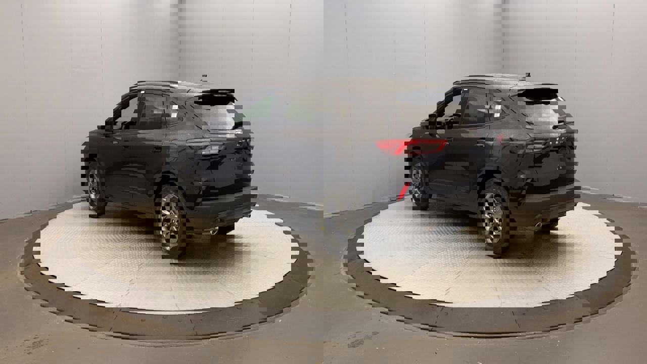 2025 Ford Escape ST-Line photo 3