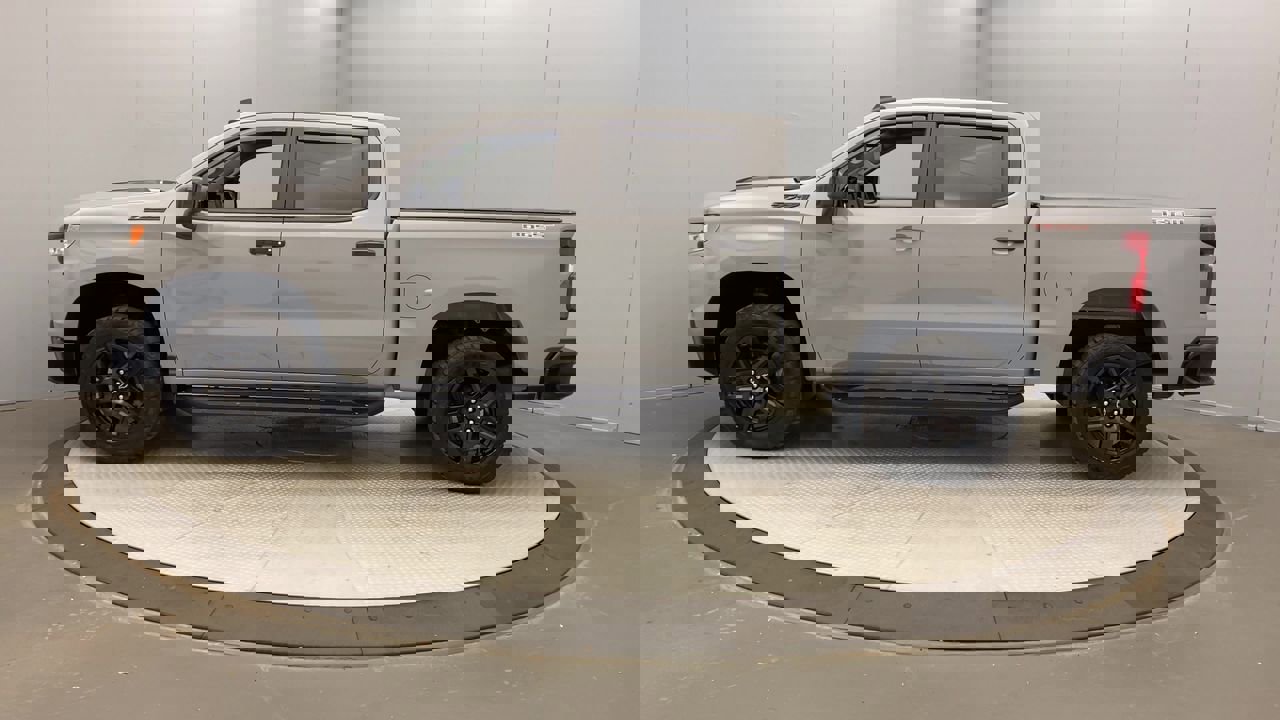 2024 Chevrolet Silverado 1500 LT Trail Boss photo 2