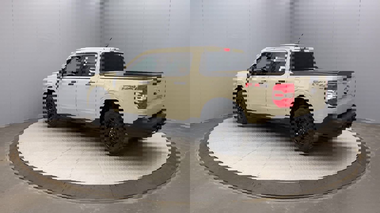 2025 Ford Maverick XLT photo 3