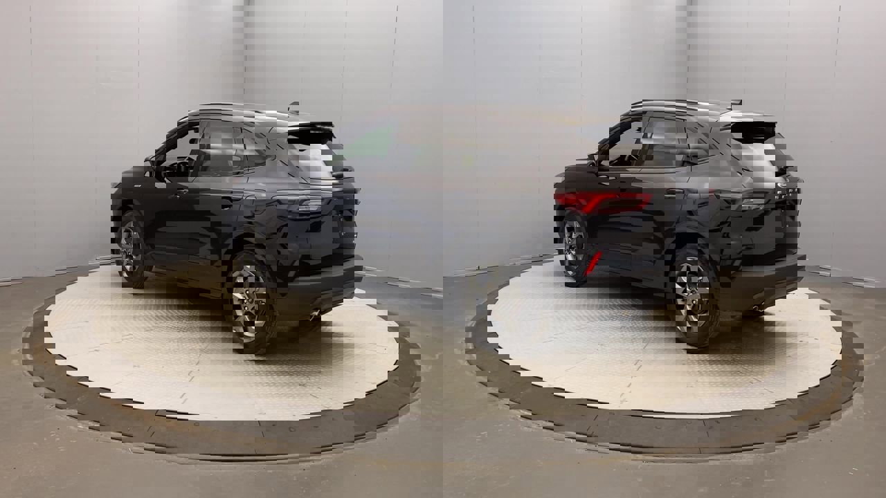 2025 Ford Escape ST-Line photo 3