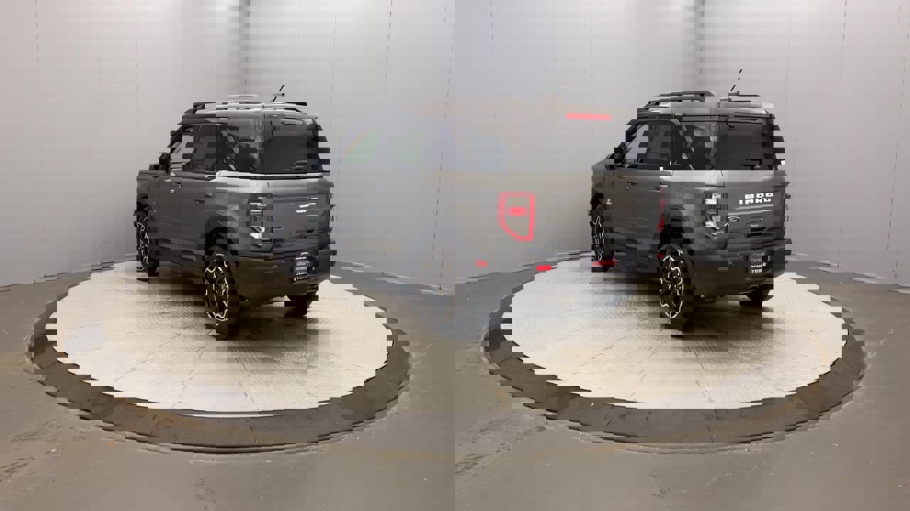 2025 Ford Bronco Sport Outer Banks photo 3