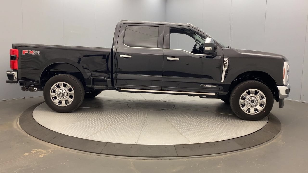 2026 Ford F-350 Super Duty Lariat - Photo 6