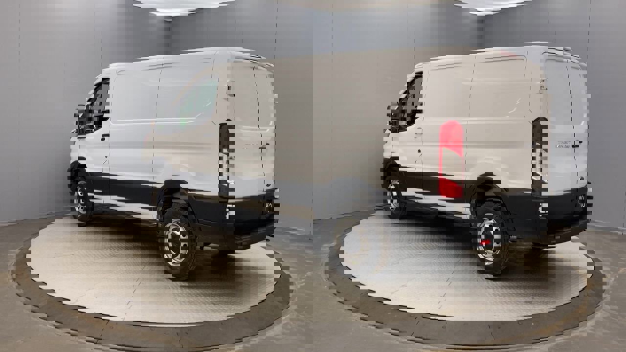 2025 Ford Transit Cargo photo 3