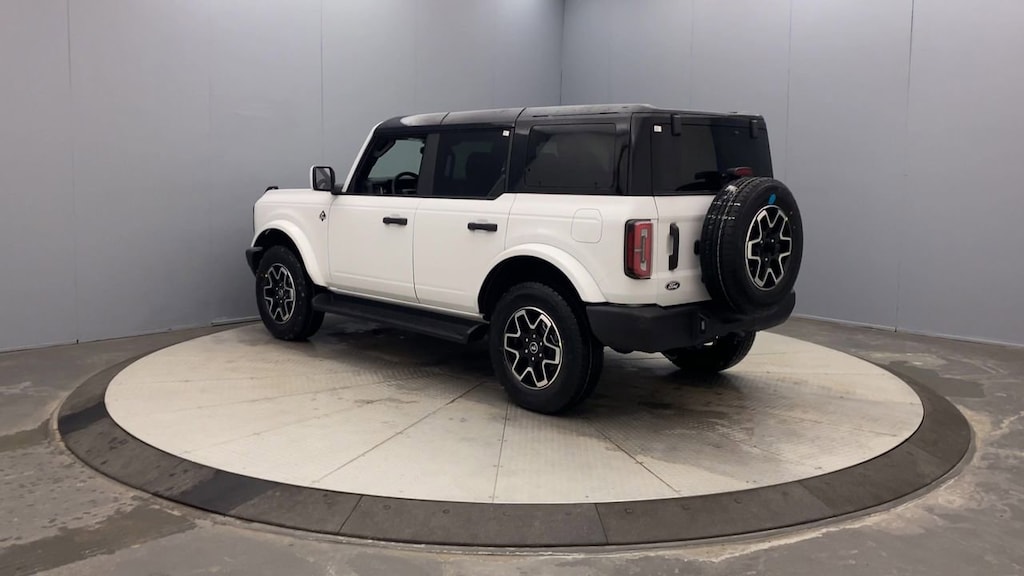 New 2026 Ford Bronco Outer Banks Convertible