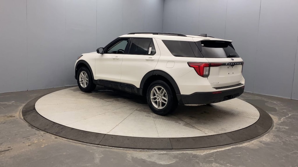 New 2026 Ford Explorer 4DR 4WD Active SUV