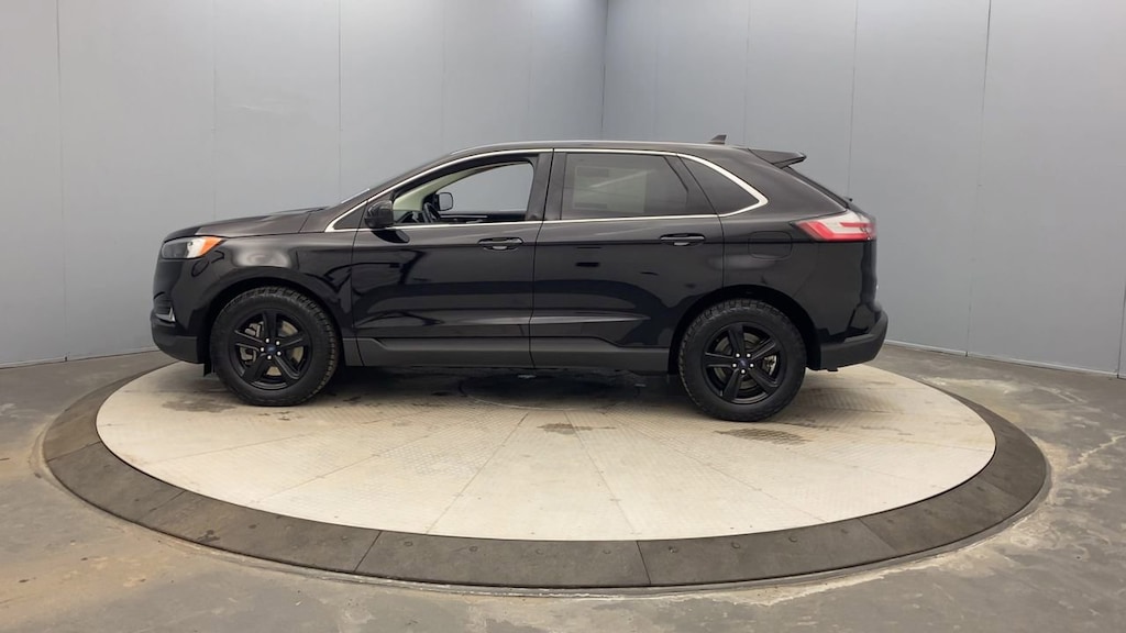 Used 2022 Ford Edge SEL SUV