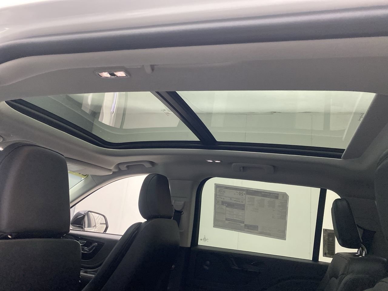 2025 Lincoln Aviator Premiere - Photo 21