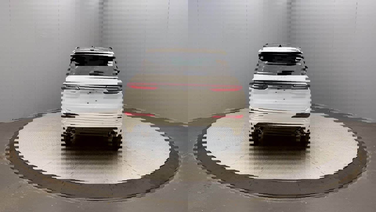 2025 Lincoln Corsair Premiere photo 4