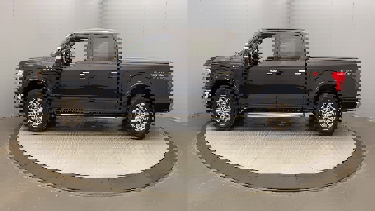 2019 Ford F-150 Lariat photo 2