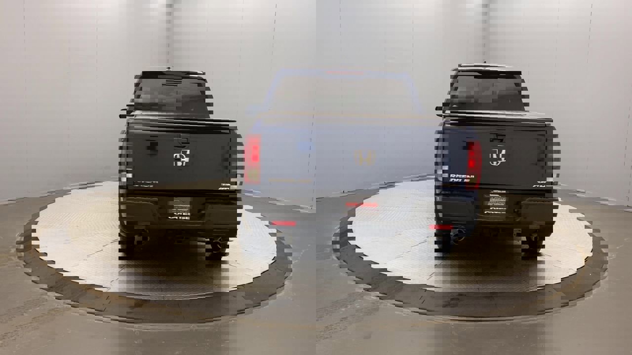 2021 Honda Ridgeline RTL-E photo 3