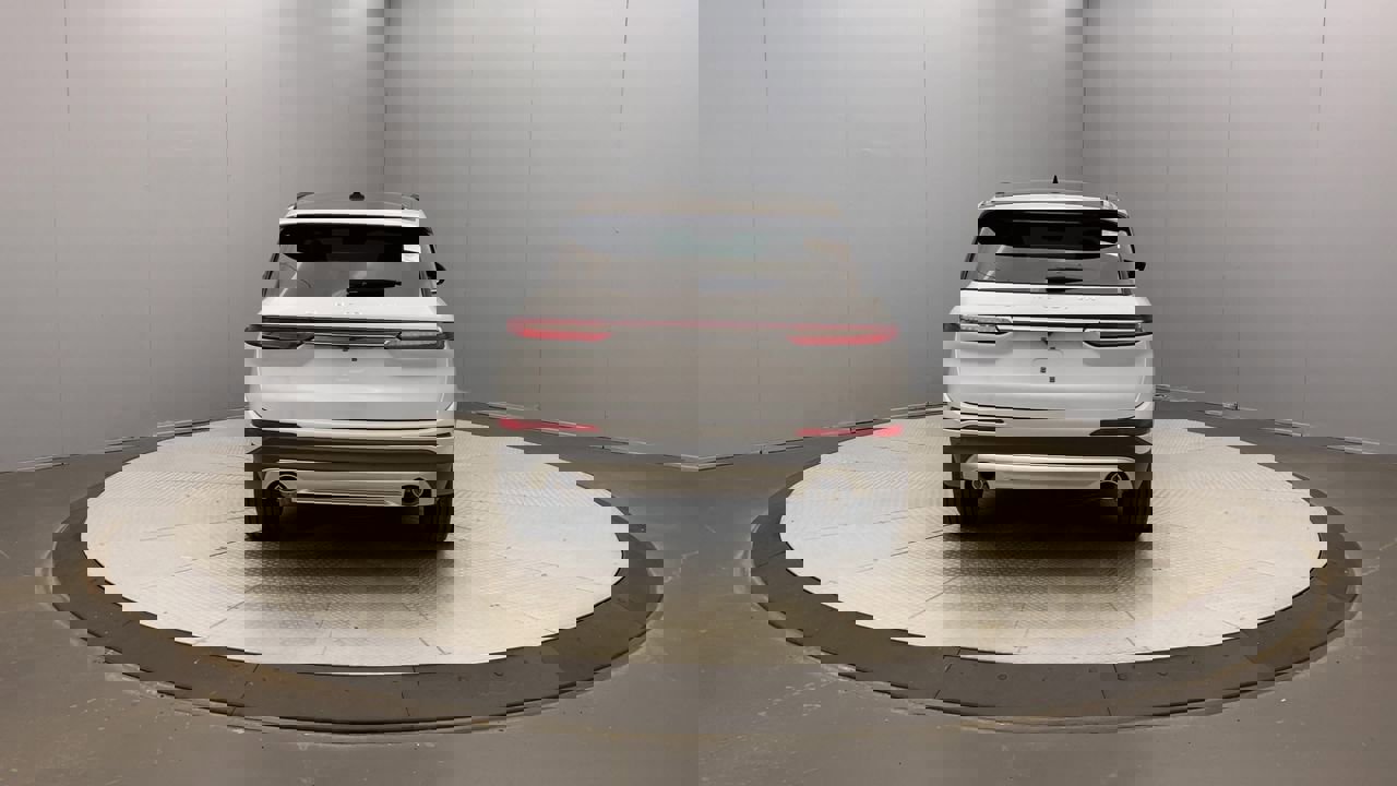 2025 Lincoln Corsair Premiere photo 4