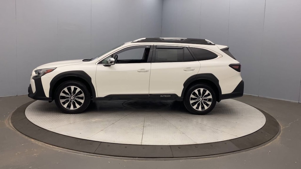 Used 2025 Subaru Outback Touring XT SUV