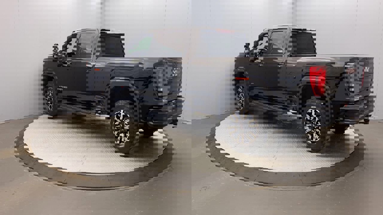 2023 Gmc Sierra HD AT4 photo 3