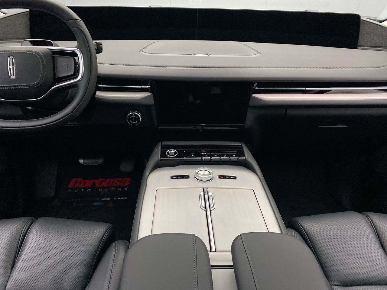 2025 Lincoln Navigator Reserve L - Photo 20
