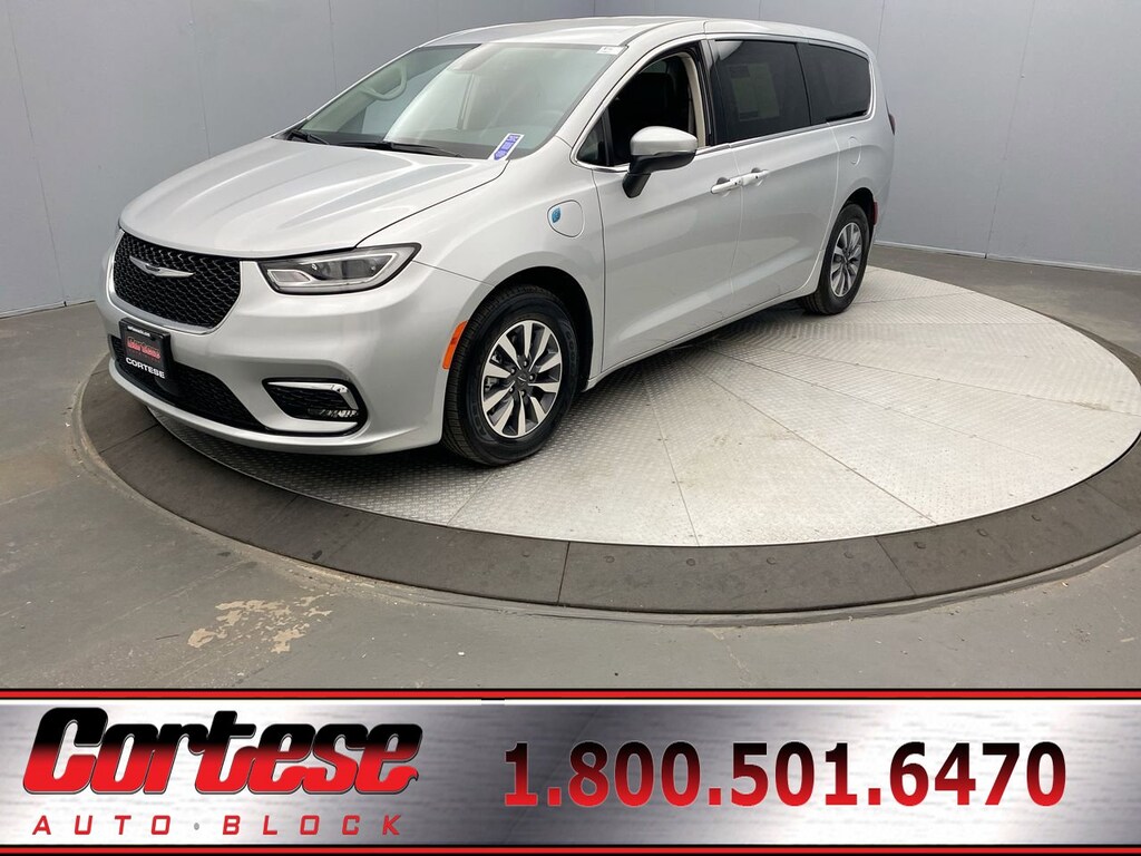 Used 2023 Chrysler Pacifica Hybrid Touring L Van Passenger Van