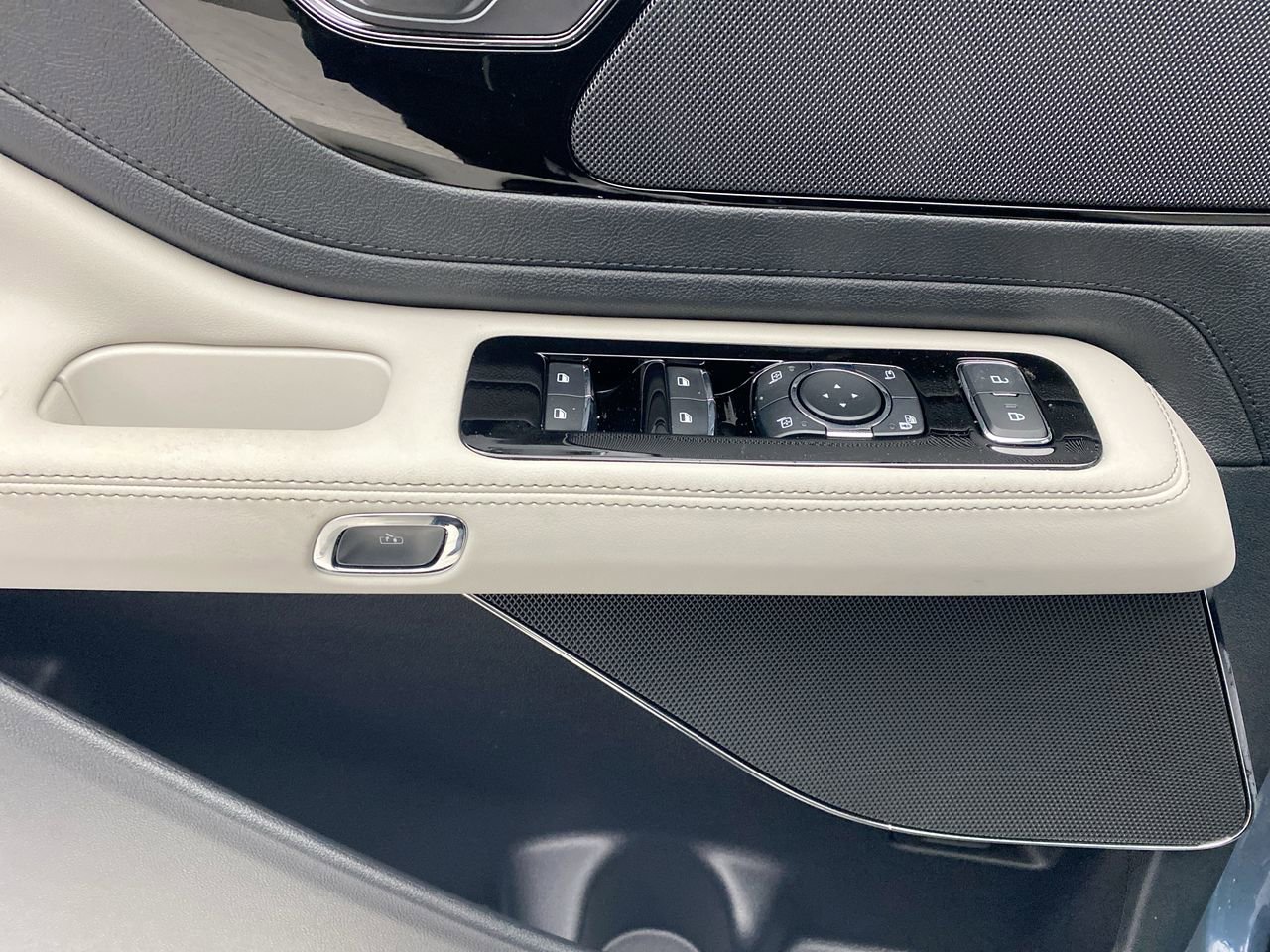 2026 Lincoln Aviator Premiere - Photo 11