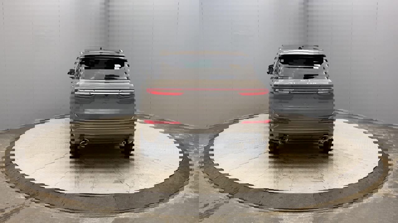 2025 Lincoln Corsair Grand Touring photo 4