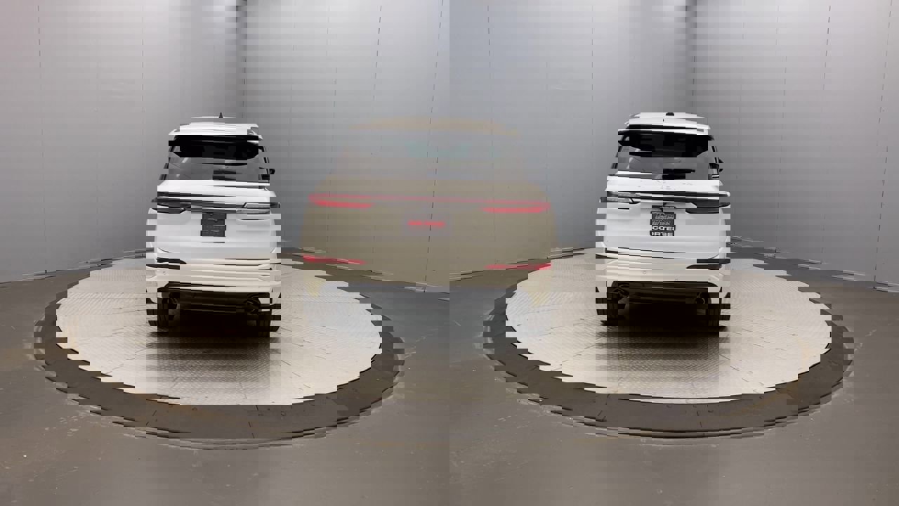 2023 Lincoln Corsair Standard photo 4