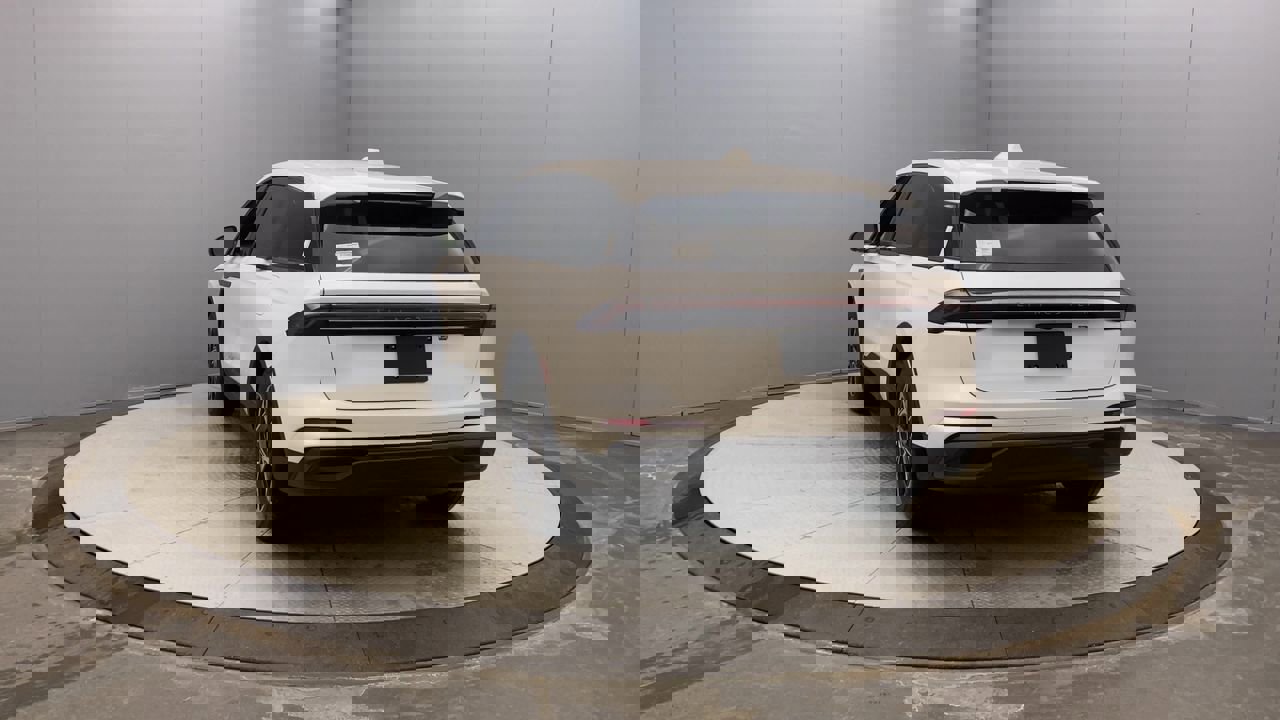 2025 Lincoln Nautilus Premiere photo 4