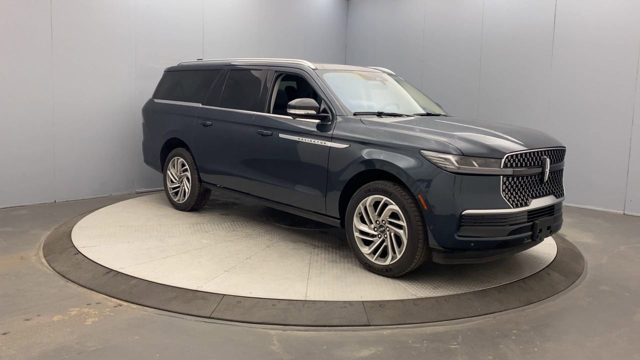 2025 Lincoln Navigator Reserve L - Photo 7