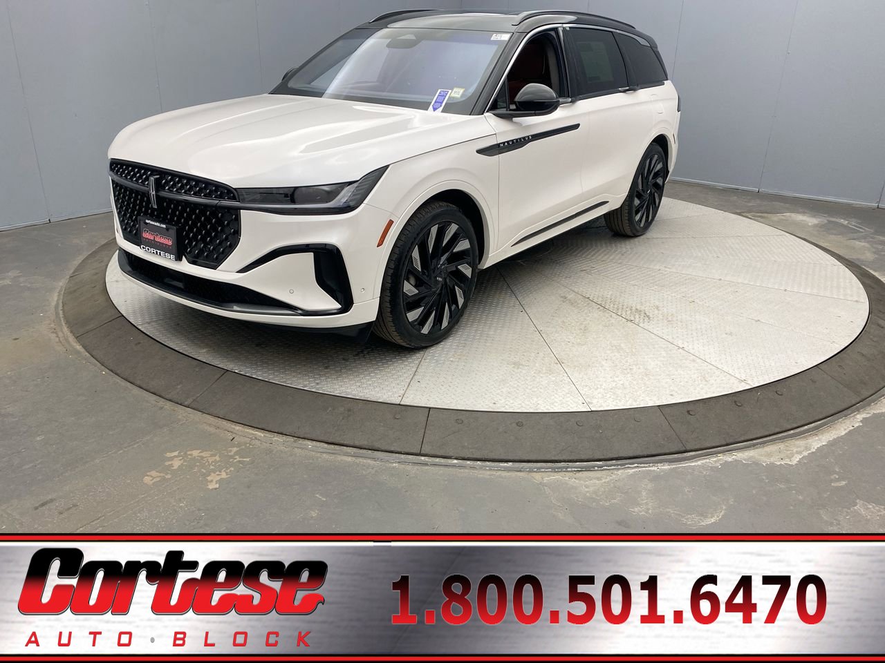 2024 Lincoln Nautilus Black Label AWD's photo