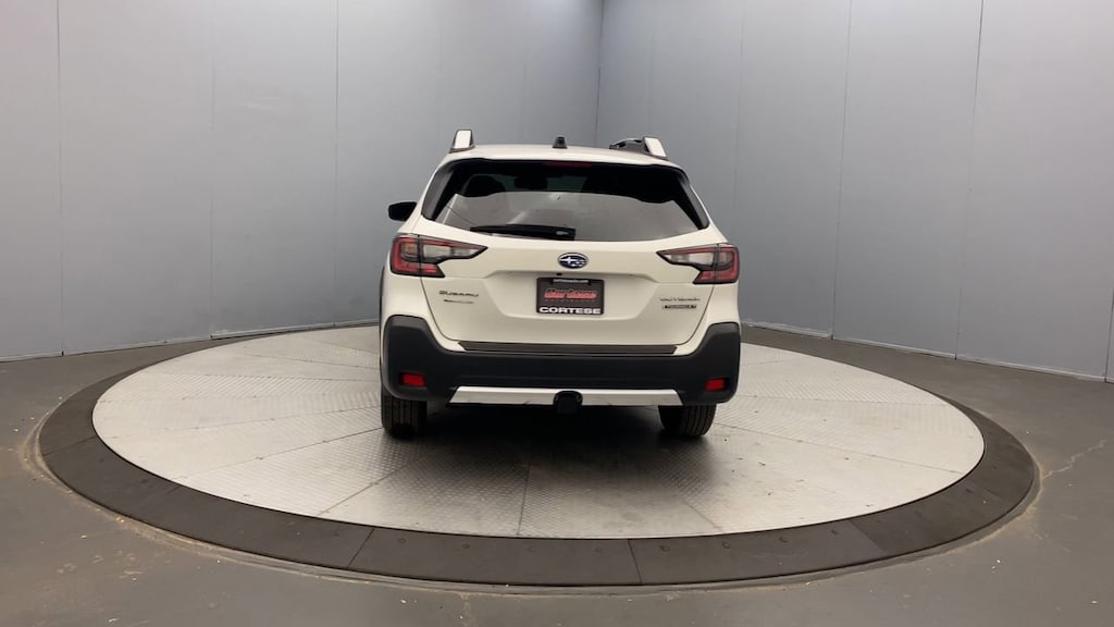 Used 2025 Subaru Outback Touring XT SUV