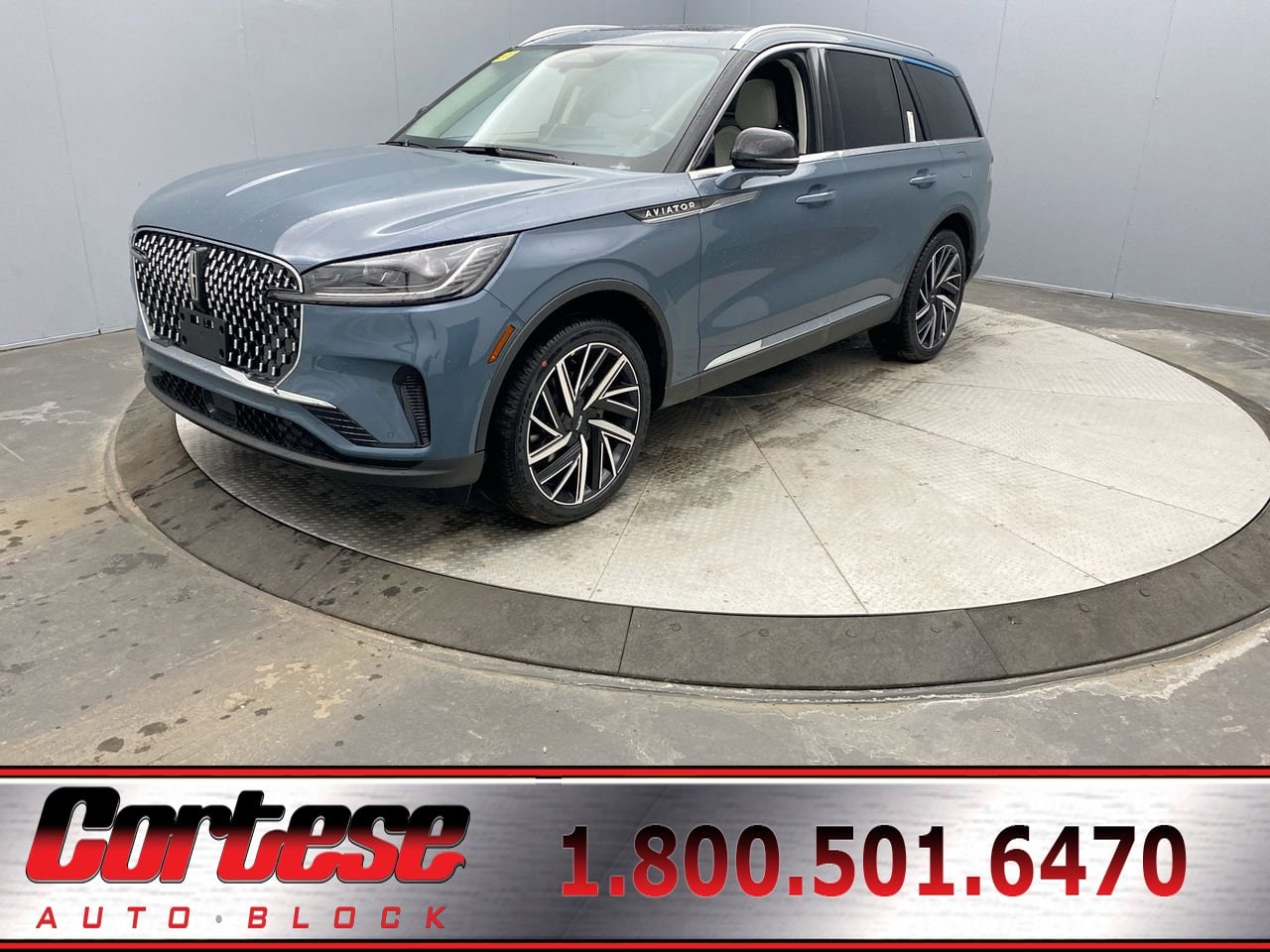 2026 Lincoln Aviator Reserve AWD's photo