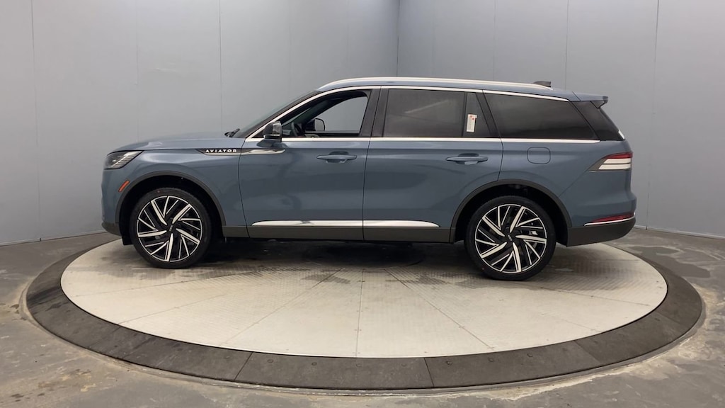 New 2026 Lincoln Aviator Reserve SUV