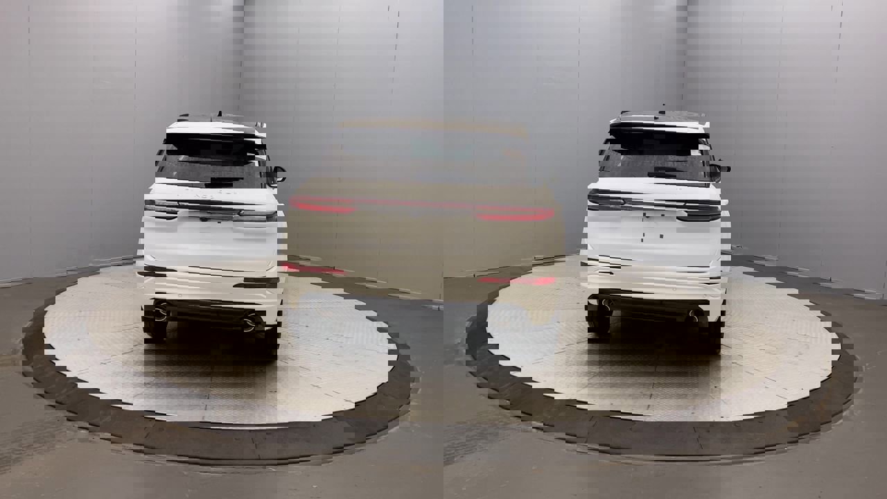 2025 Lincoln Corsair Premiere photo 4