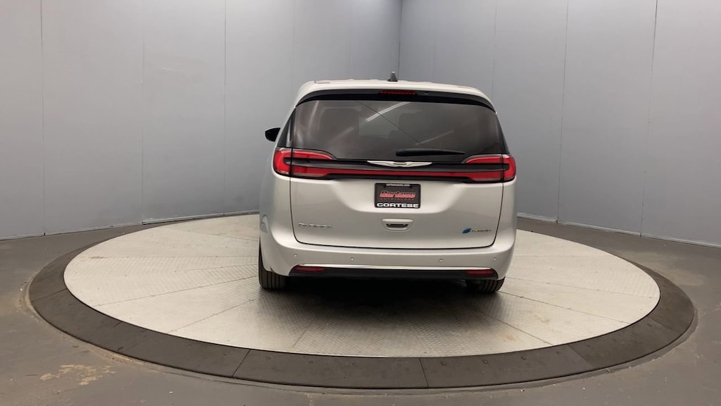 Used 2023 Chrysler Pacifica Hybrid Touring L Van Passenger Van