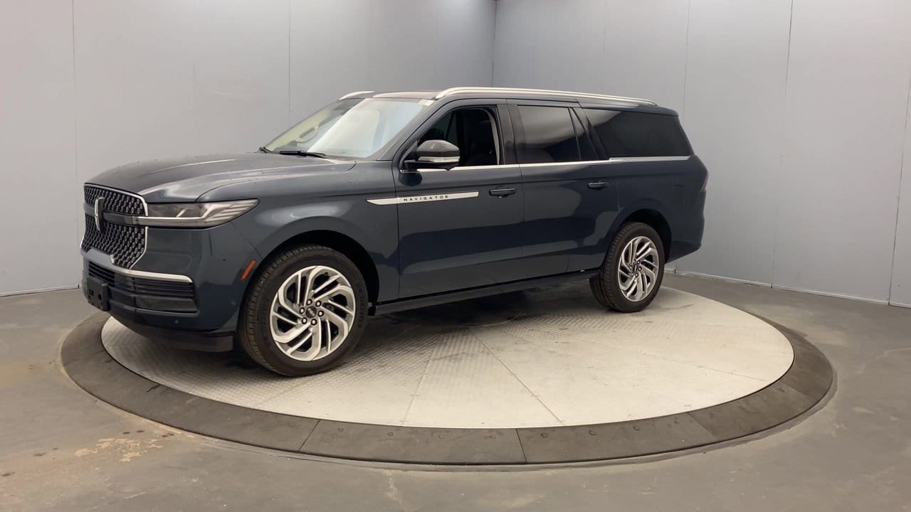 2025 Lincoln Navigator Reserve L - Photo 9