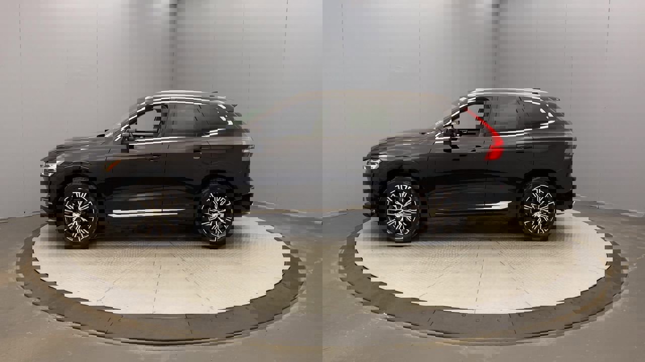 2020 Volvo XC60 T5 Inscription photo 2