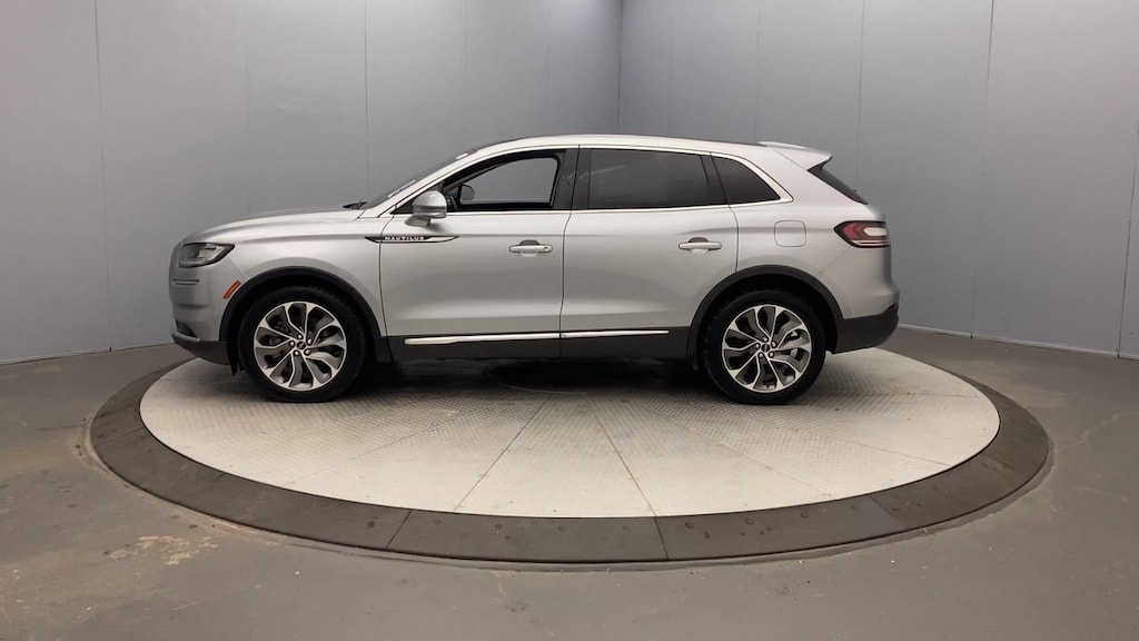 Used 2022 Lincoln Nautilus Reserve SUV