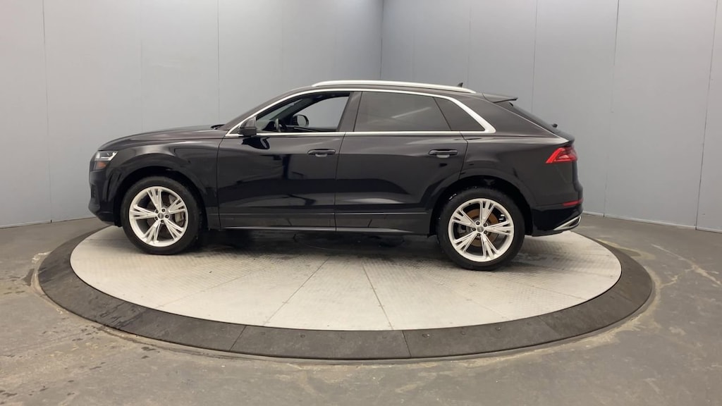 2019 Audi Q8 Premium Plus photo 3