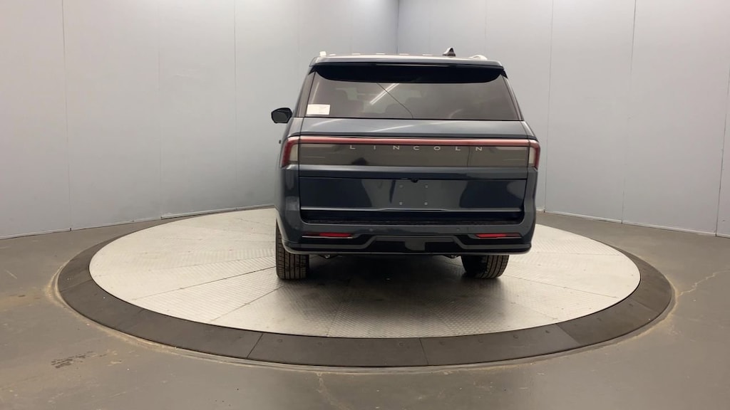 New 2025 Lincoln Navigator Reserve-L SUV