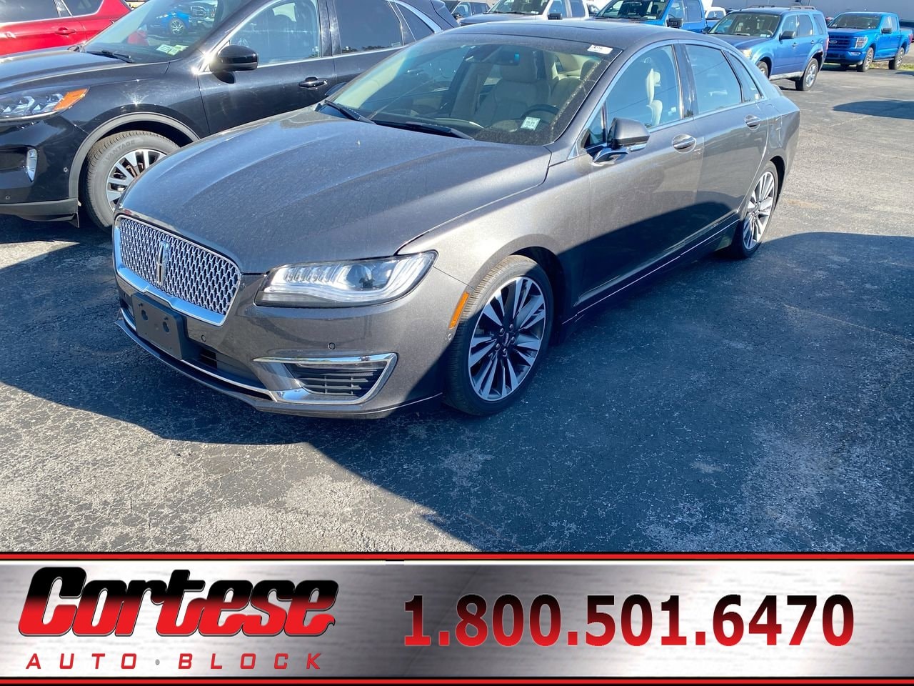 2019 Lincoln MKZ Hybrid Reserve II FWD's photo