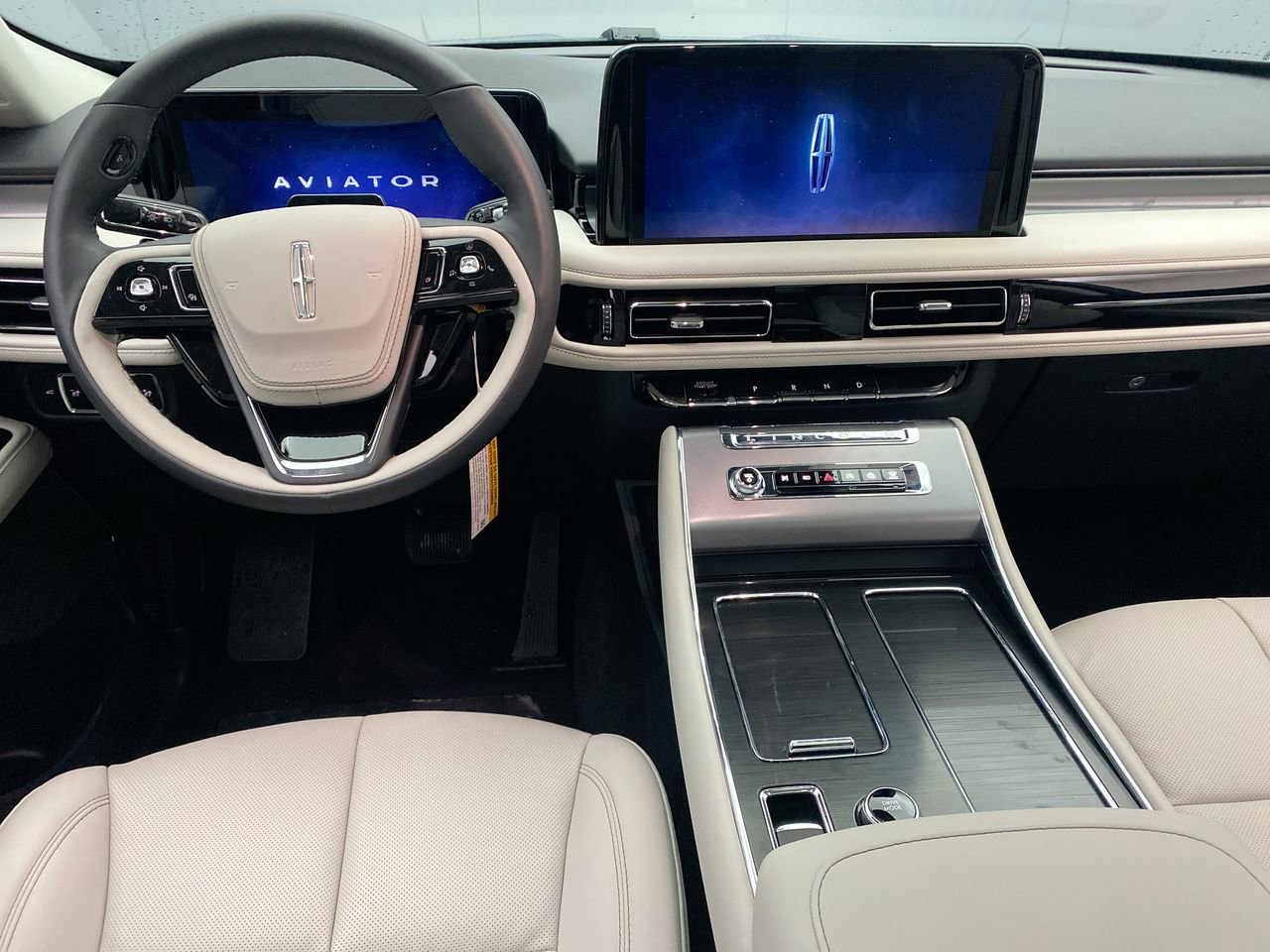 2026 Lincoln Aviator Premiere - Photo 14