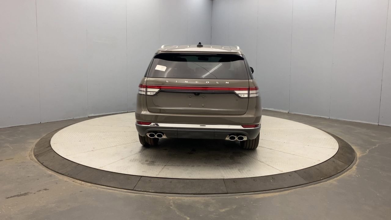 2025 Lincoln Aviator Reserve photo 4