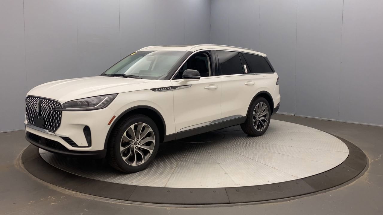 2025 Lincoln Aviator Premiere - Photo 9