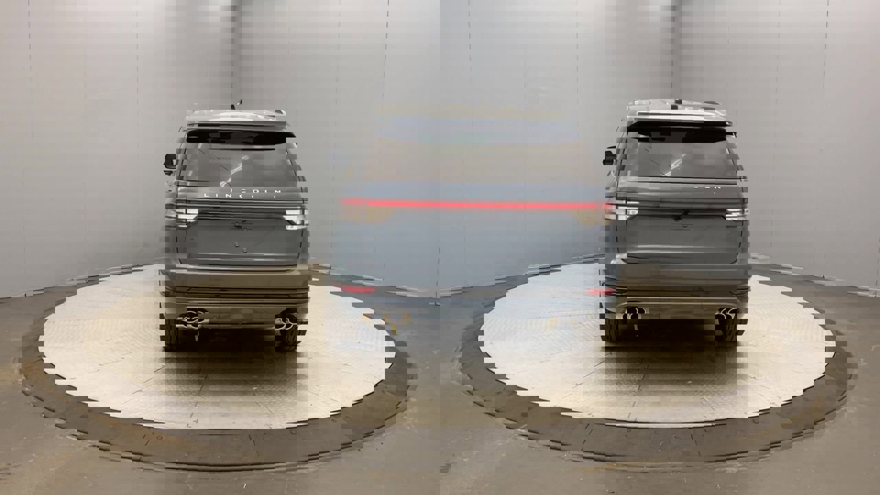2025 Lincoln Aviator Premiere photo 4
