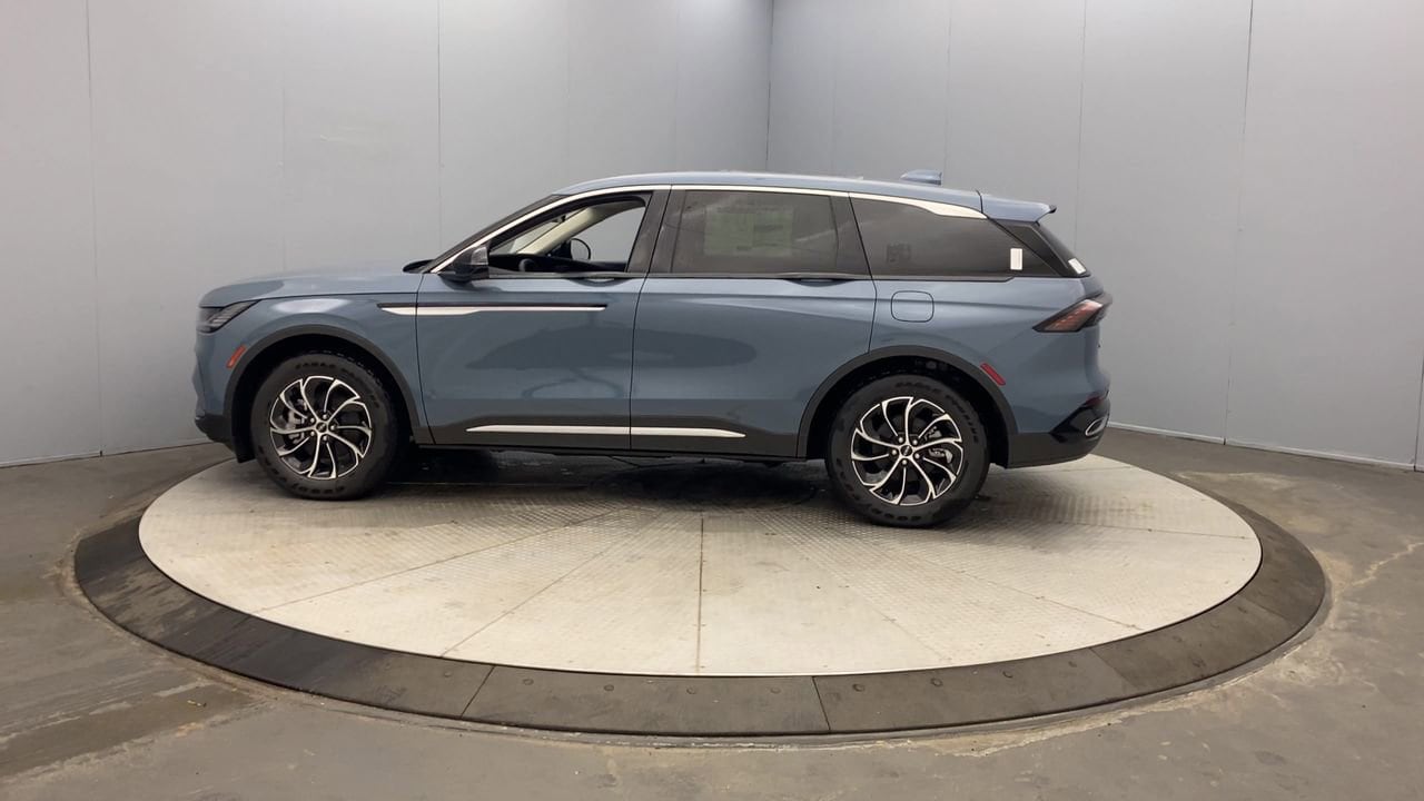 2026 Lincoln Nautilus Premiere - Photo 2