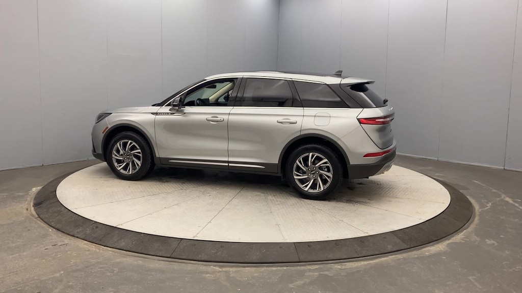 Certified 2024 Lincoln Corsair Premiere SUV