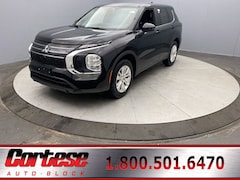 2026 Mitsubishi Outlander ES SUV
