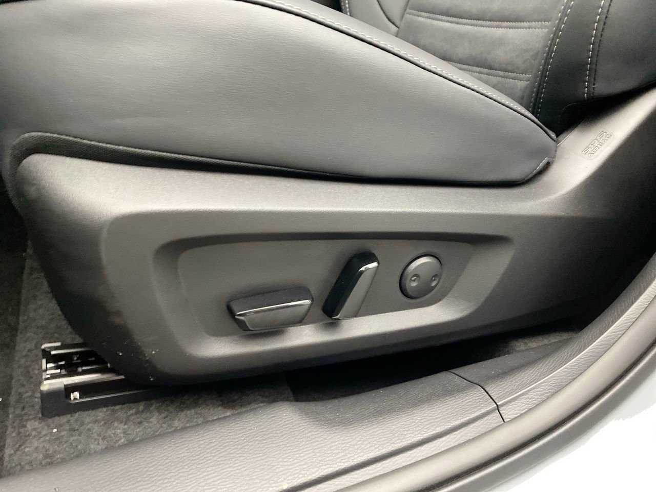 2026 Mitsubishi Outlander SE - Photo 12
