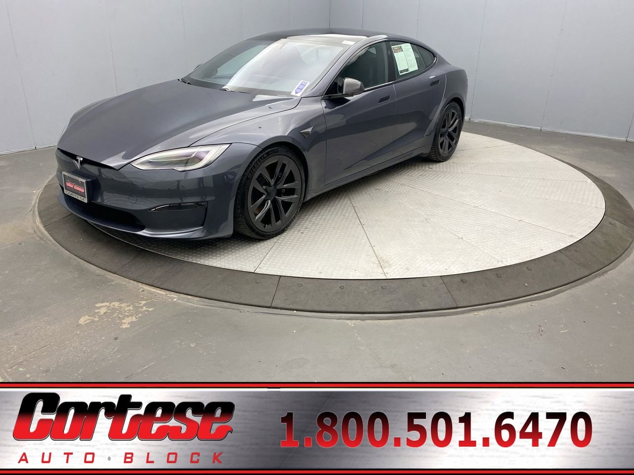 2022 Tesla Model S -'s photo
