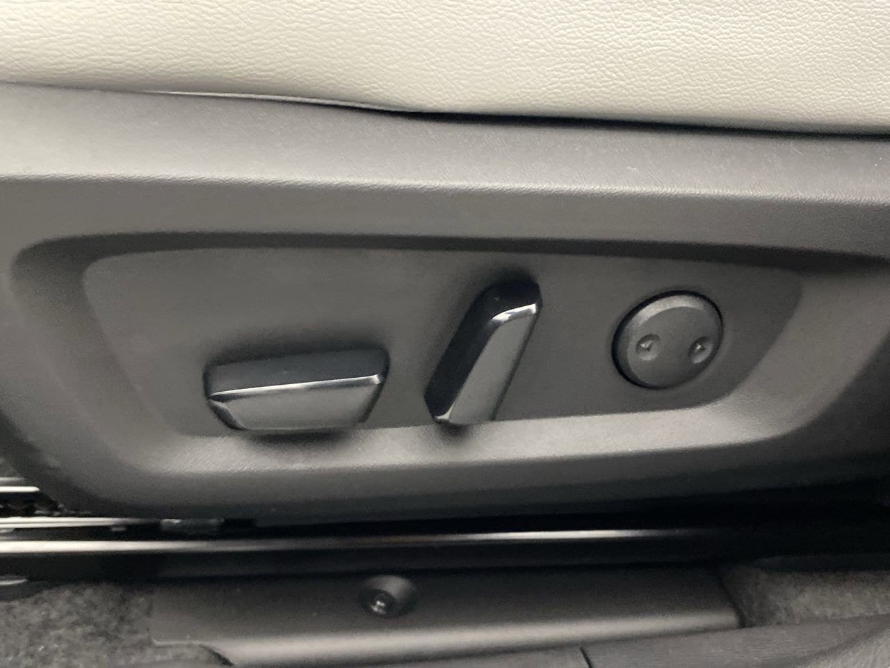 2025 Mitsubishi Outlander SEL Platinum Edition - Photo 12